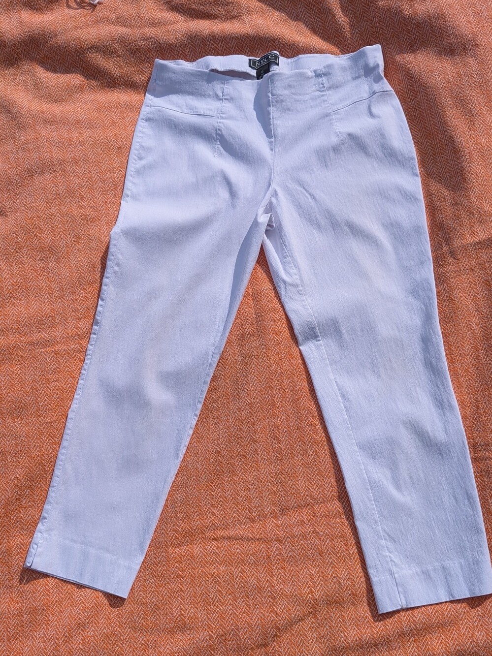 NYCC White Cropped Slim Jeans